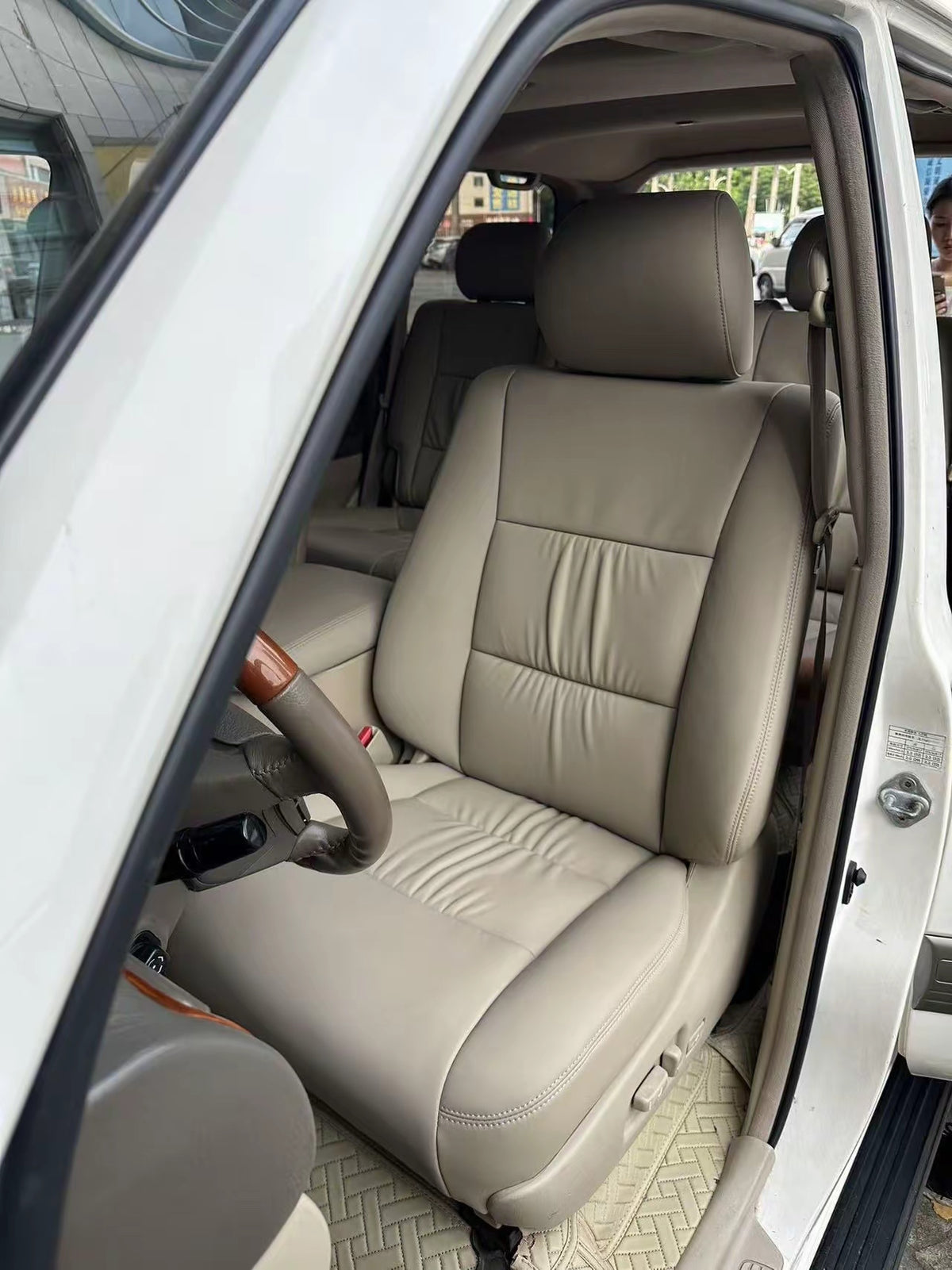 98-07 Toyota Land Cruiser 100 Series | Premium Leather Upholstery Replacement Kit