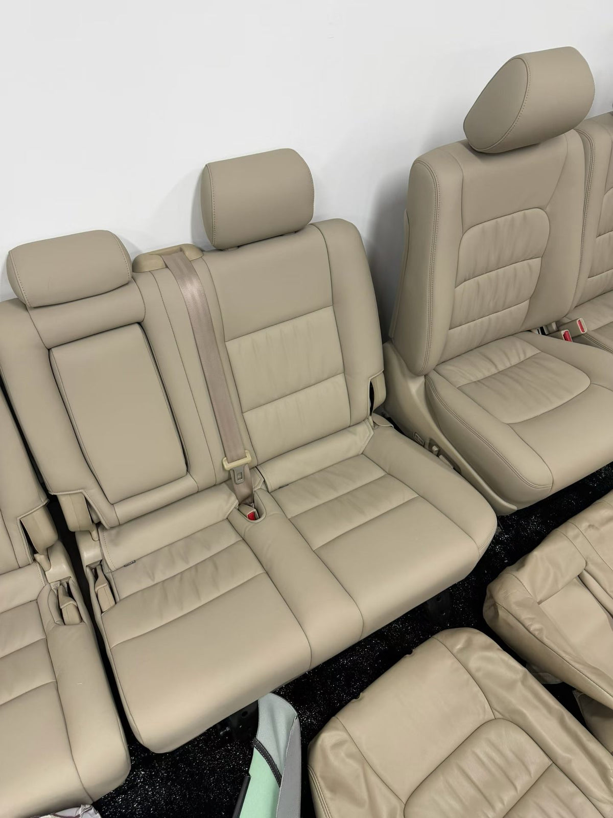 98-07 Toyota Land Cruiser 100 Series | Premium Leather Upholstery Replacement Kit