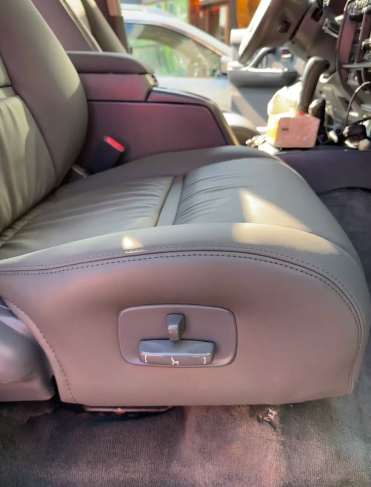 94-97 Toyota Land Cruiser 80 Series (LC80) Premium Leather Upholstery Replacement Kit