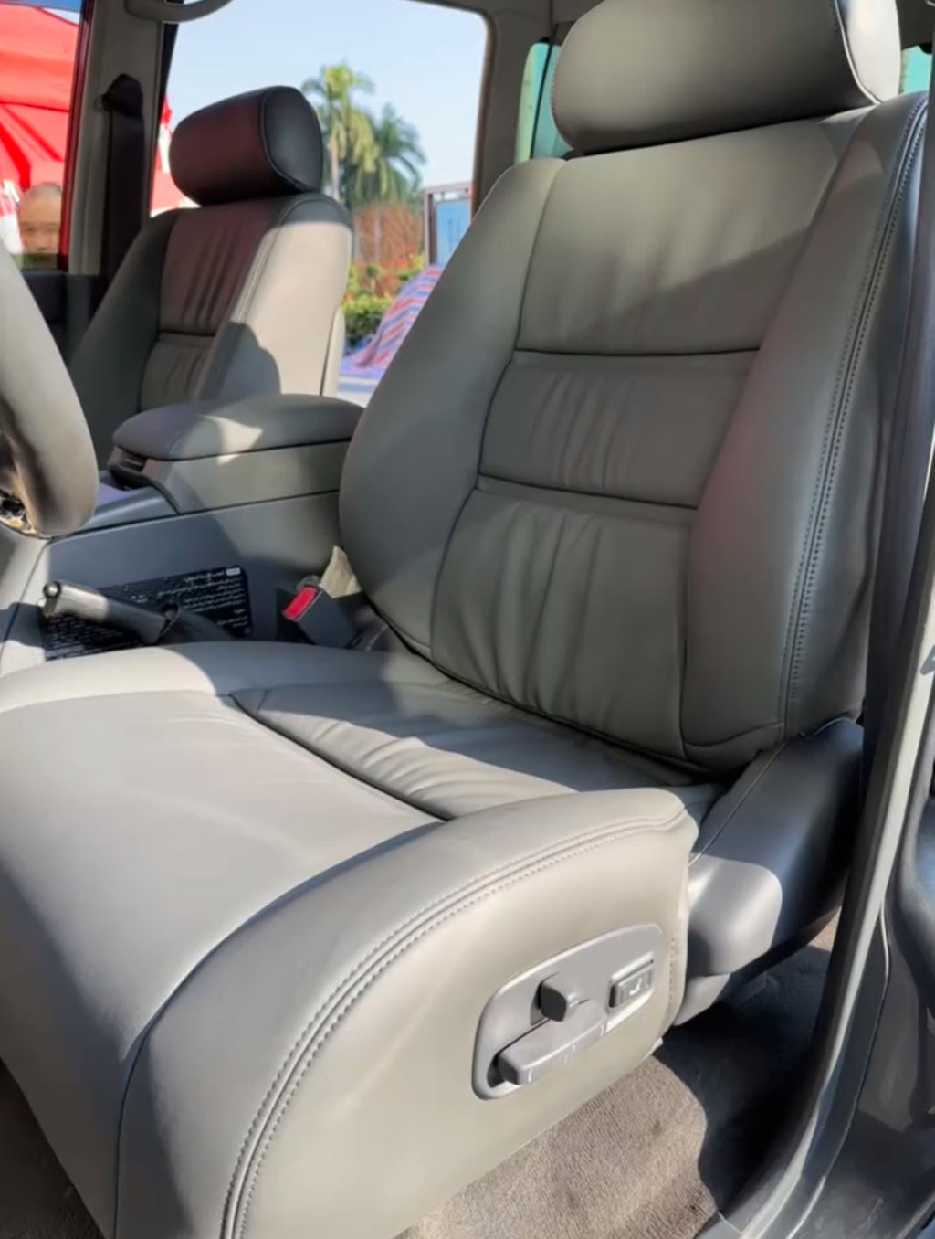94-97 Toyota Land Cruiser 80 Series (LC80) Premium Leather Upholstery Replacement Kit